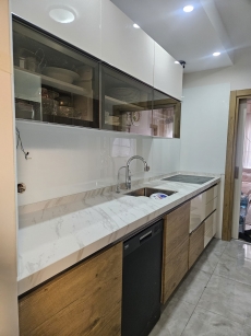 Mutfak Tezgah Aras� Cam modelleri